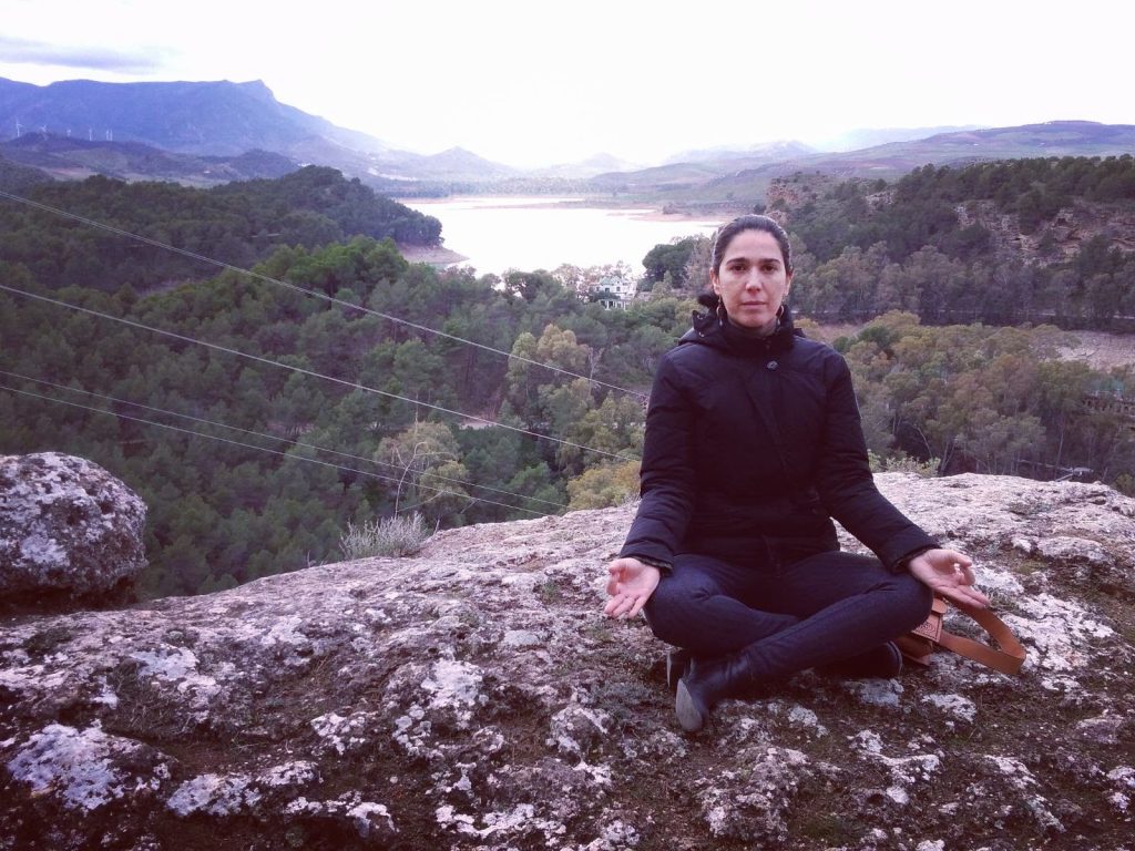 Tornare al centro: il corpo come porta d’accesso al silenzio&nbsp;interiore